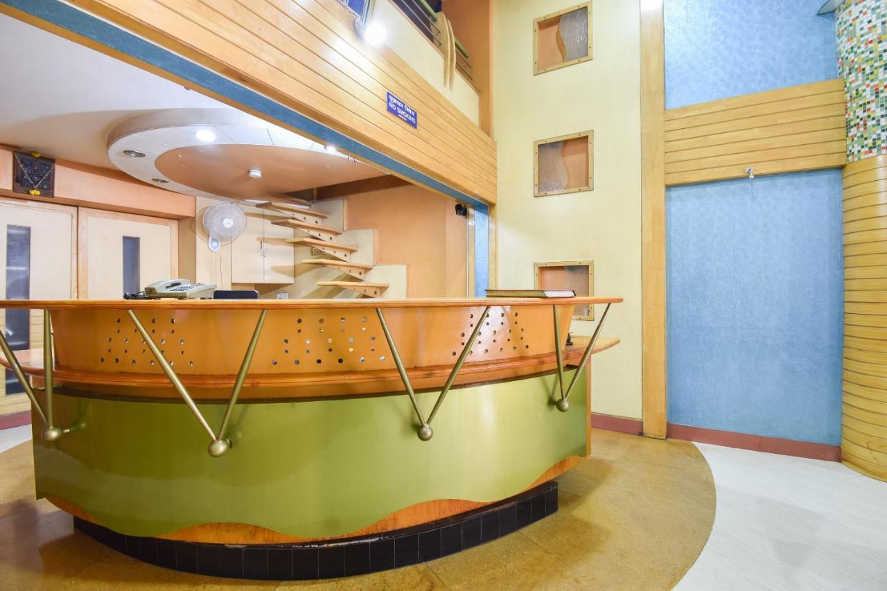Oyo 63264 Hotel Shamiana Pandharpur Exterior foto